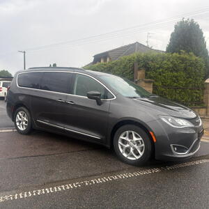 Chrysler Pacifica MPV 3,6 Pentastar 8 míst 2017 212kW automat