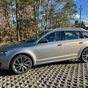 Škoda Octavia kombi Octavia Combi III L&K 110kW automat