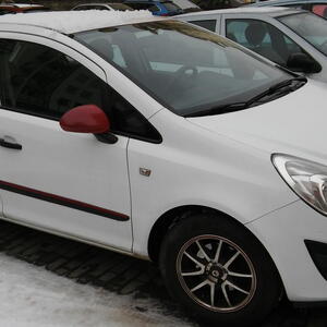 Opel hatchback 1,2 2013 63kW manuál