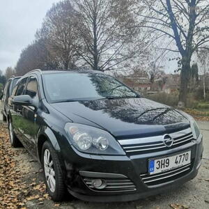 Opel Astra kombi H 1.8 125kW manuál