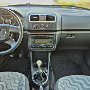 Škoda Fabia kombi II combi 1,4 16V 63kW manuál