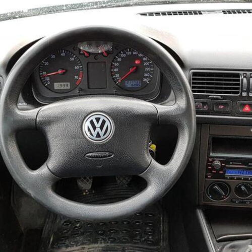Bazar prodej Volkswagen Bora SUV 1.6 74kW manuál, ojeté