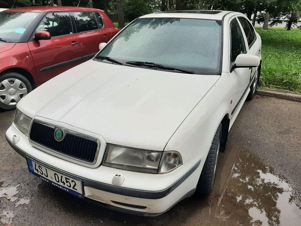 recorder jogger refer Bazar: prodej Škoda Octavia liftback 1.8 20v 92kW manuál, ojeté, LPG, rok  1999, barva bílá - Portál řidiče