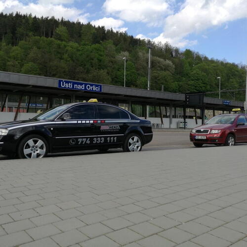 Auto Henzl