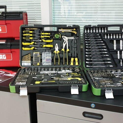 Technology - garage - nářadí do dílen
