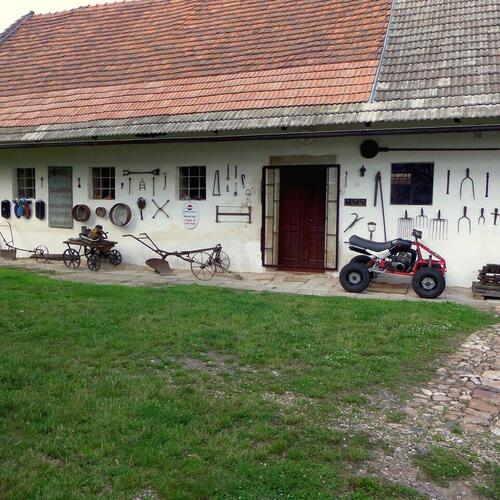 Muzeum motocyklů Šestajovice