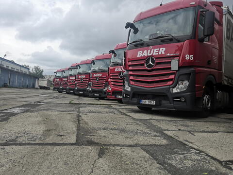 Řidič MKD (Po–Pá) | hrubý příjem 75 725 Kč za 21 dní | Vlastní Mercedes | Bonus 50 000 Kč