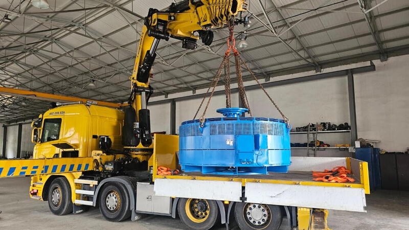 Řidič C+E na VKD | Speciál s hydraulickou rukou | 60–70 000 Kč čistého