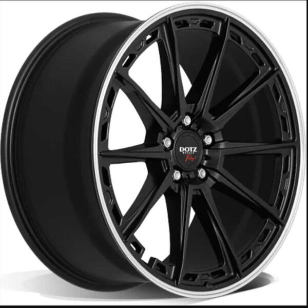 DOTZ Sonoma dark 8,5x19 5x112 ET32 Black matt/polished lip
