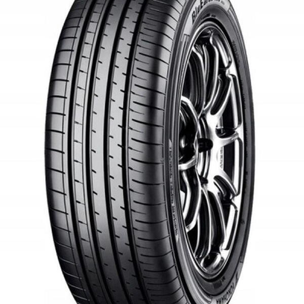 Letní pneu Yokohama BluEarth-XT AE61 215/55 R18 99V XL