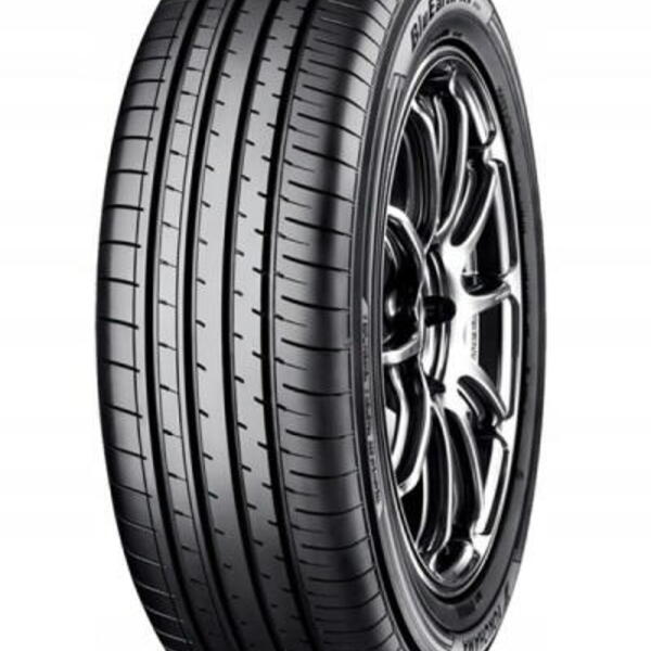 Letní pneu Yokohama BluEarth-XT AE61 235/60 R17 102V